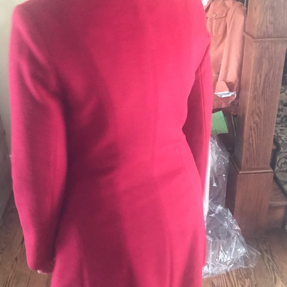 Coat - Picture 3 of 4